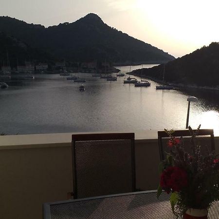 Apartment Zaklopatica Λάστοβο Εξωτερικό φωτογραφία