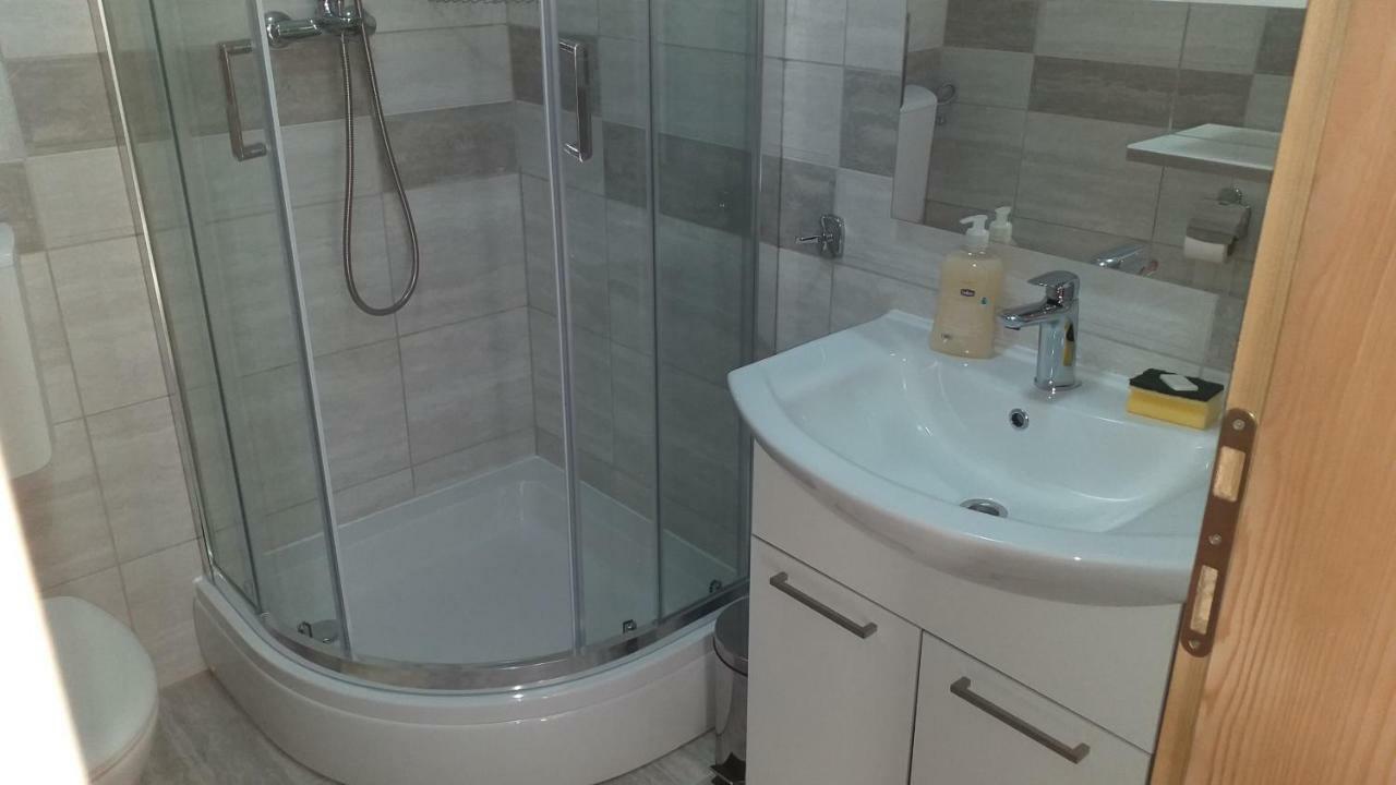 Apartment Zaklopatica Λάστοβο Εξωτερικό φωτογραφία