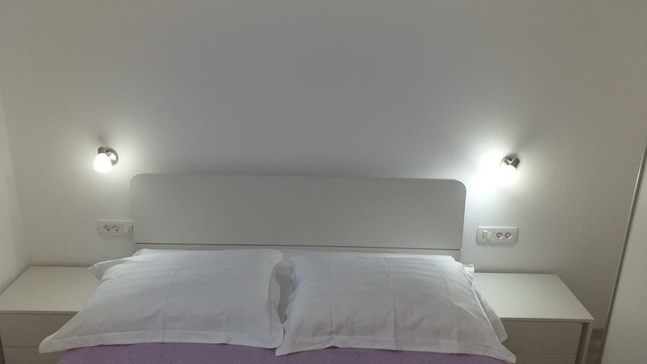 Apartment Zaklopatica Λάστοβο Εξωτερικό φωτογραφία