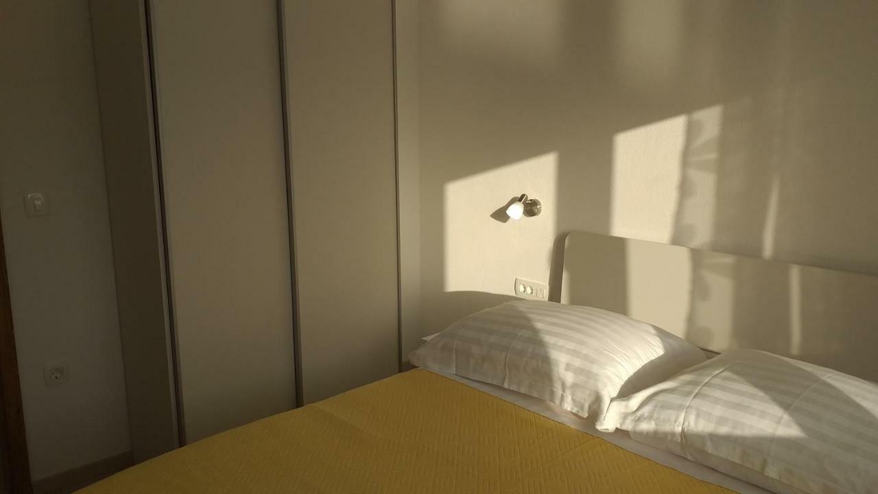 Apartment Zaklopatica Λάστοβο Εξωτερικό φωτογραφία