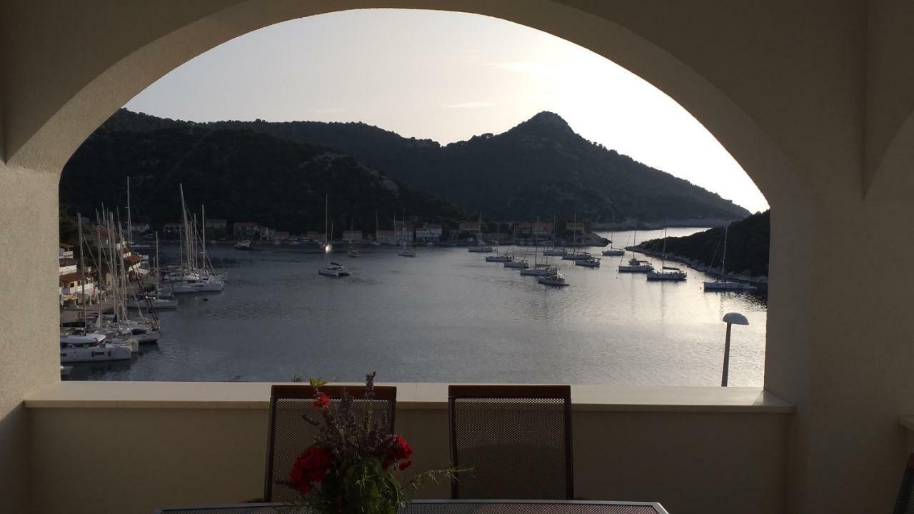 Apartment Zaklopatica Λάστοβο Εξωτερικό φωτογραφία