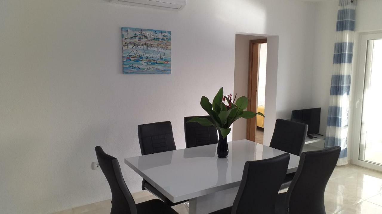 Apartment Zaklopatica Λάστοβο Εξωτερικό φωτογραφία