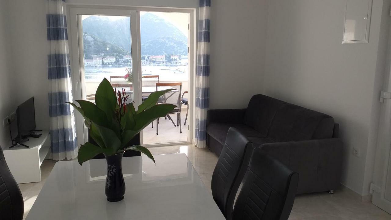 Apartment Zaklopatica Λάστοβο Εξωτερικό φωτογραφία