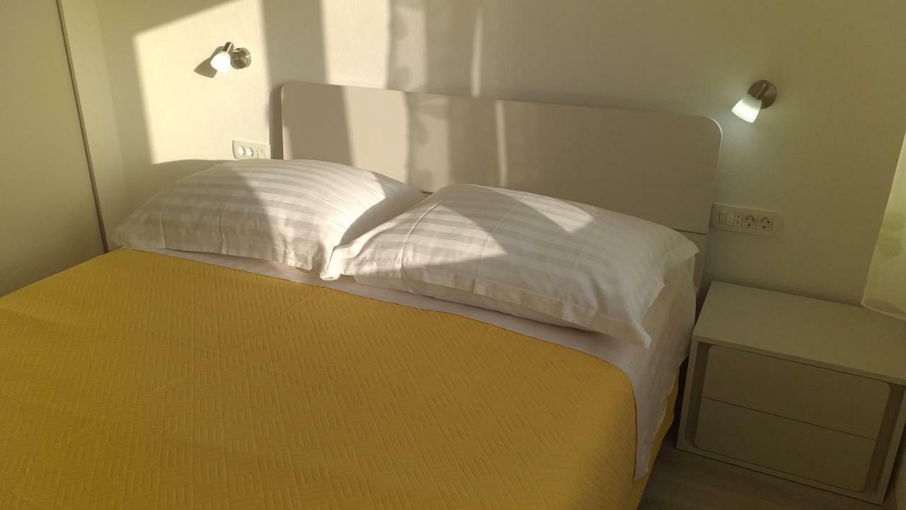 Apartment Zaklopatica Λάστοβο Εξωτερικό φωτογραφία